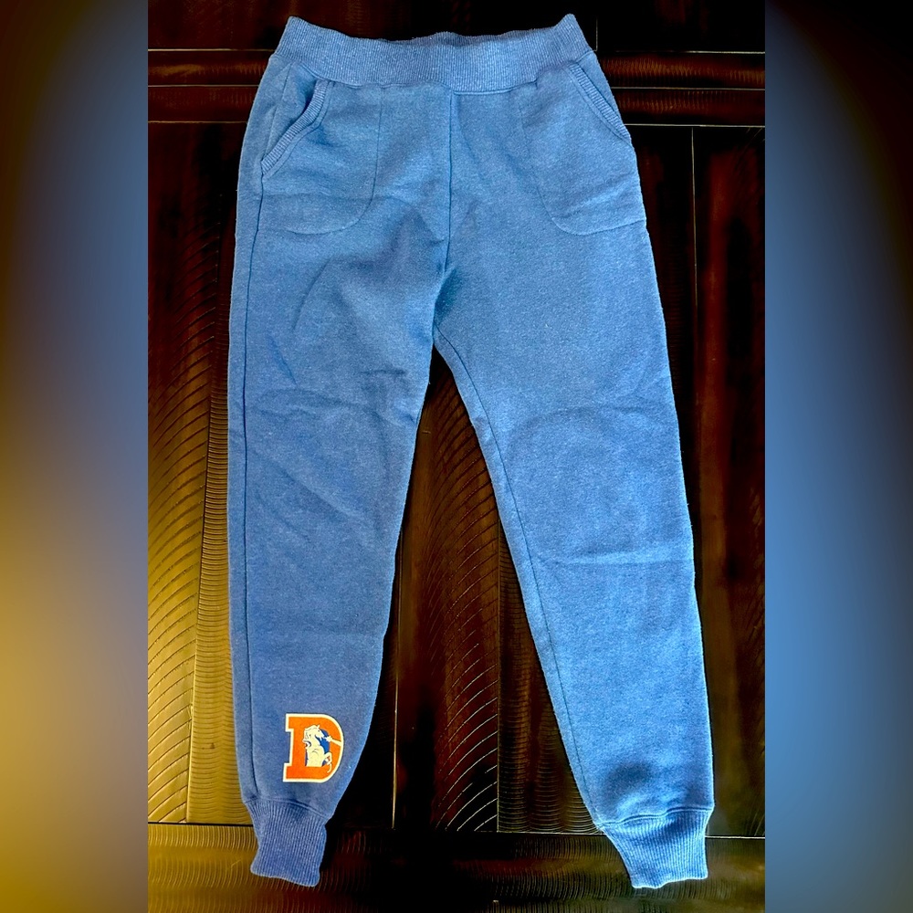 Junk Food Royal Denver Broncos Sunday Liberty Fleece Jogger Pants. Size Large.